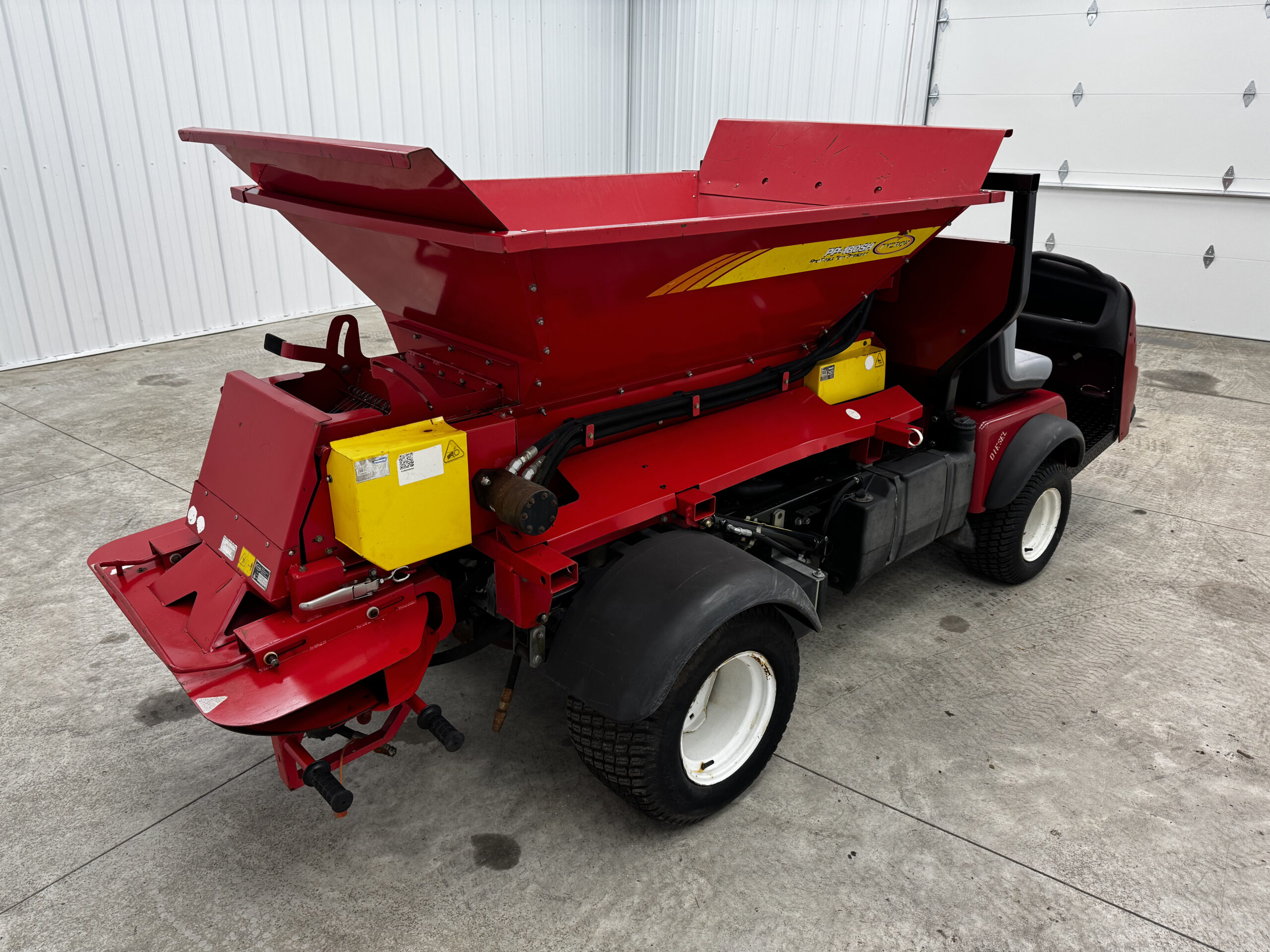 2008 Toro Workman Diesel 4WD w/ Tycrop 180 Top Dresser - Image 6
