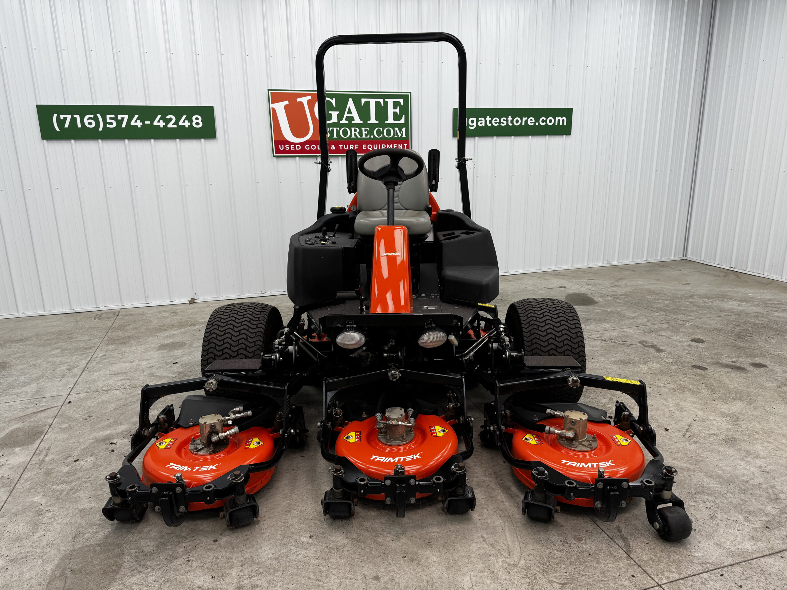 2016 Jacobsen AR522 Diesel 4WD Contouring Rotary Mower - Image 3