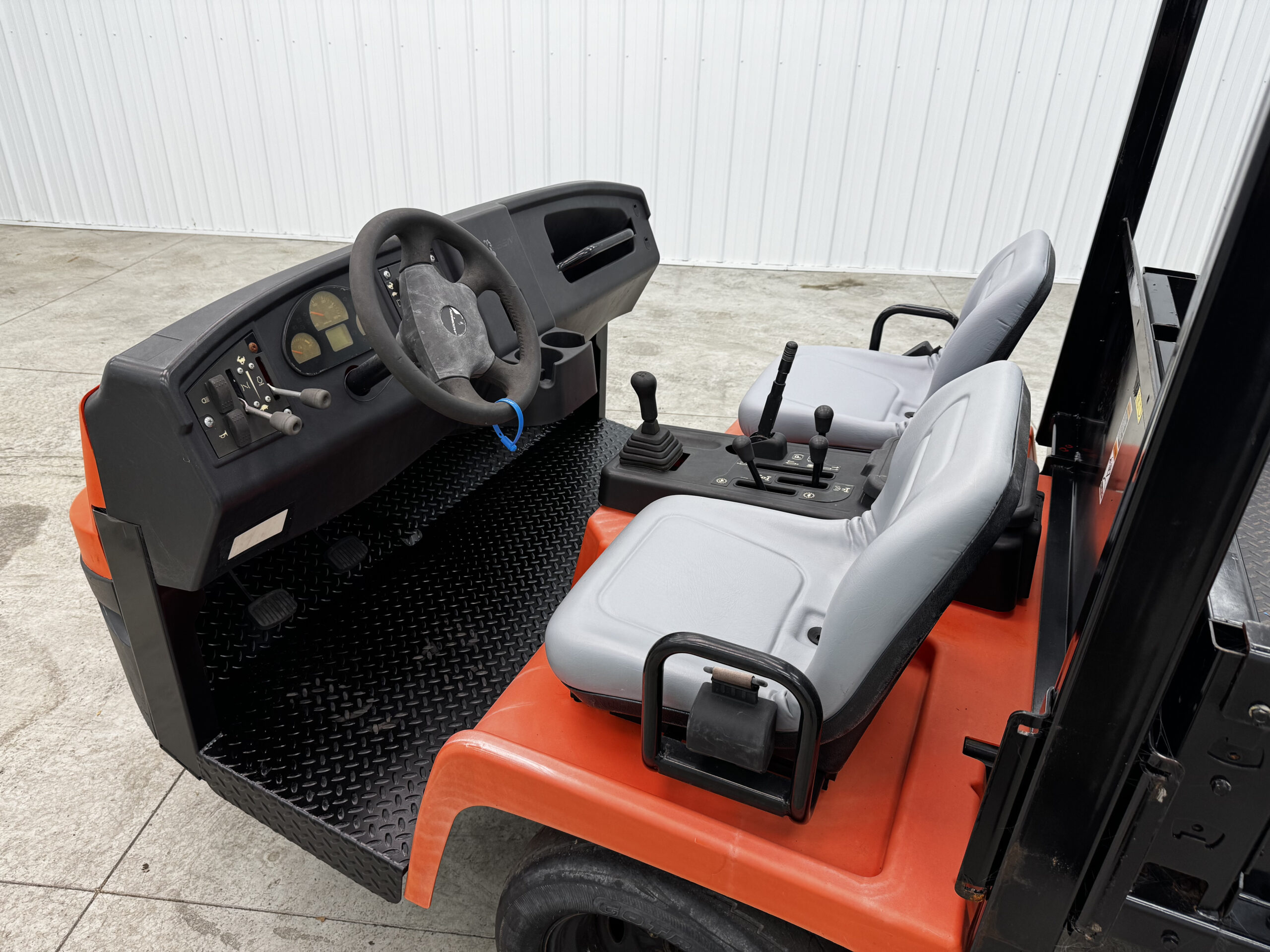 2019 Jacobsen Truckster XD Heavy Duty Diesel 4WD Utility Vehicle - Image 8