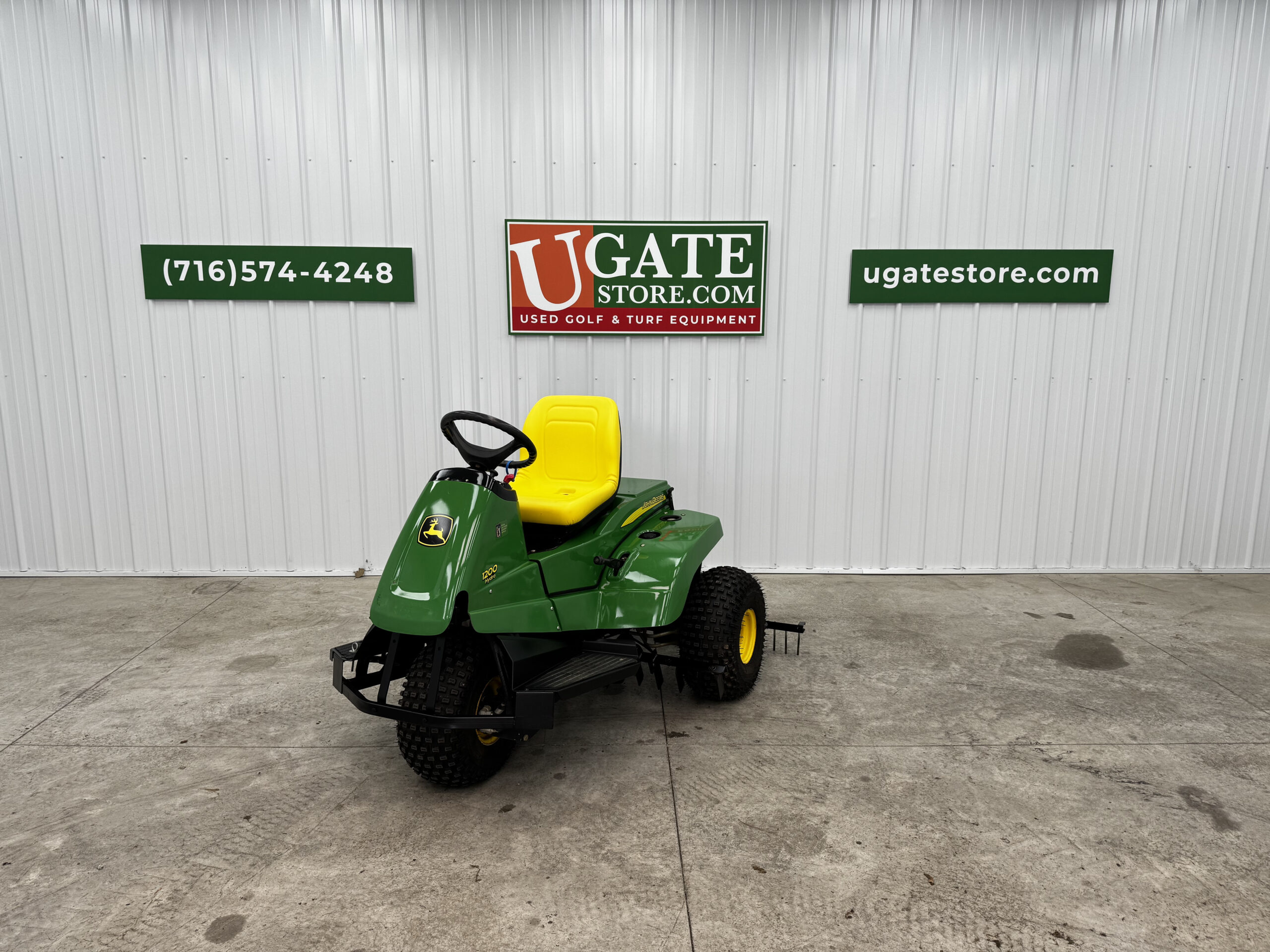 2019 John Deere 1200H Gas 3WD Bunker and Field Rake