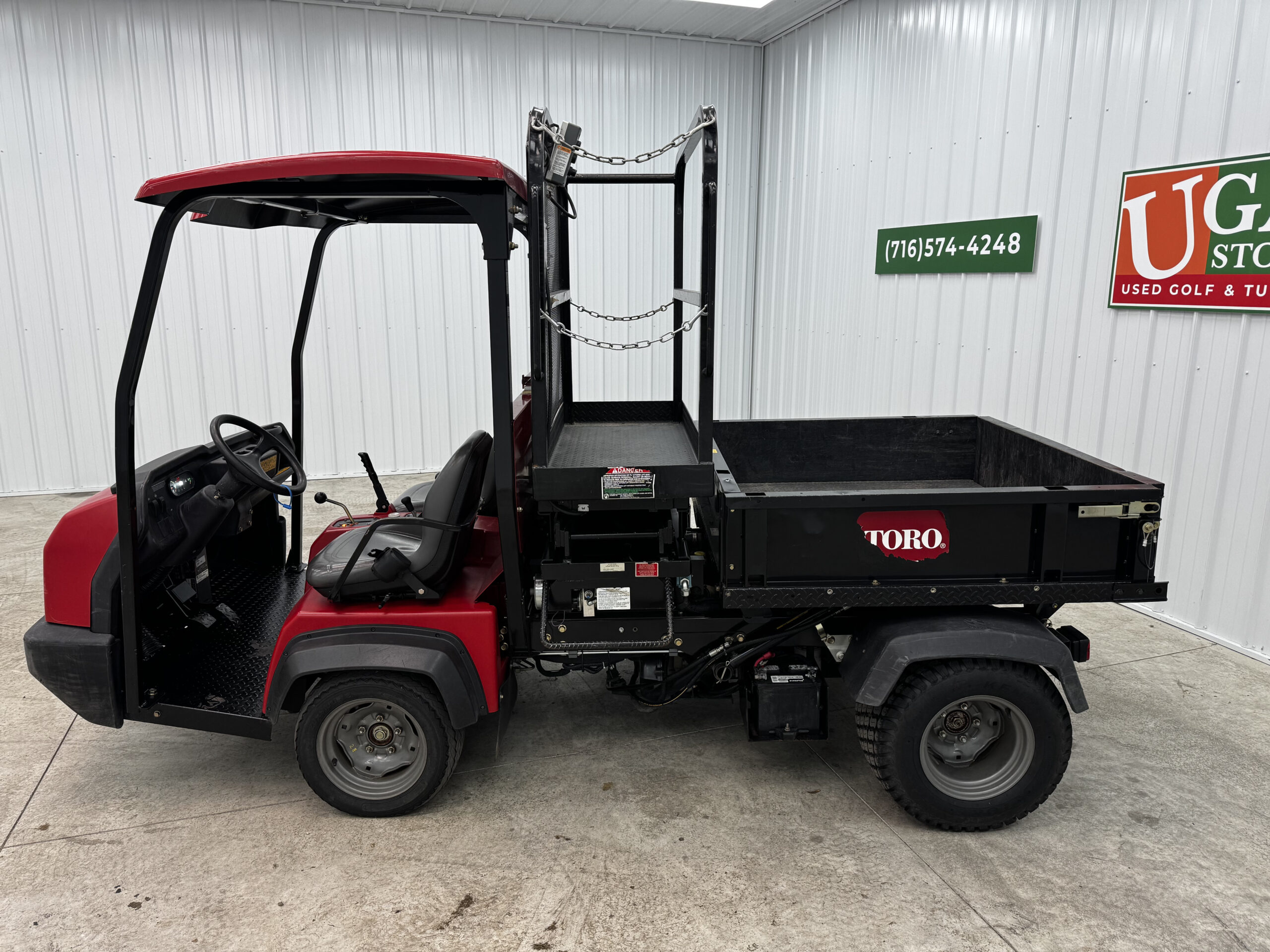 2016 Toro Workman HDX Gas Automatic Transmission w/ Scissor Lift Bed - Image 5