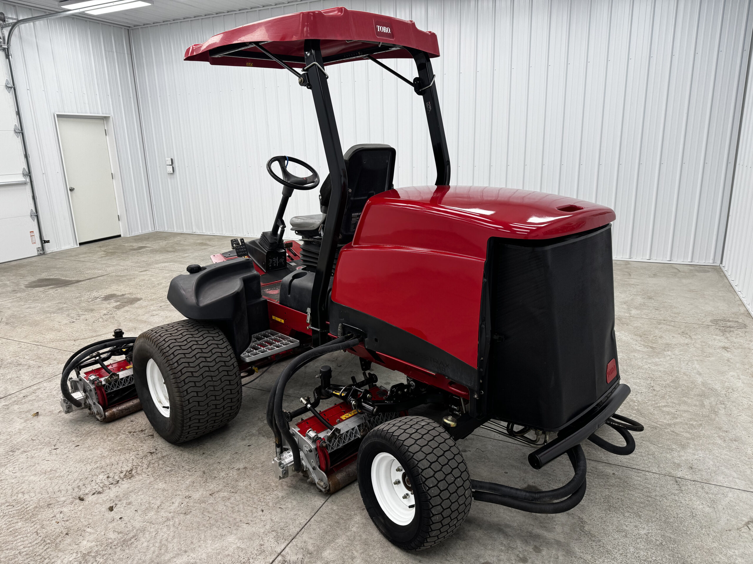 2017 Toro Reelmaster 5610 Diesel 4WD Fairway Mower - Image 6