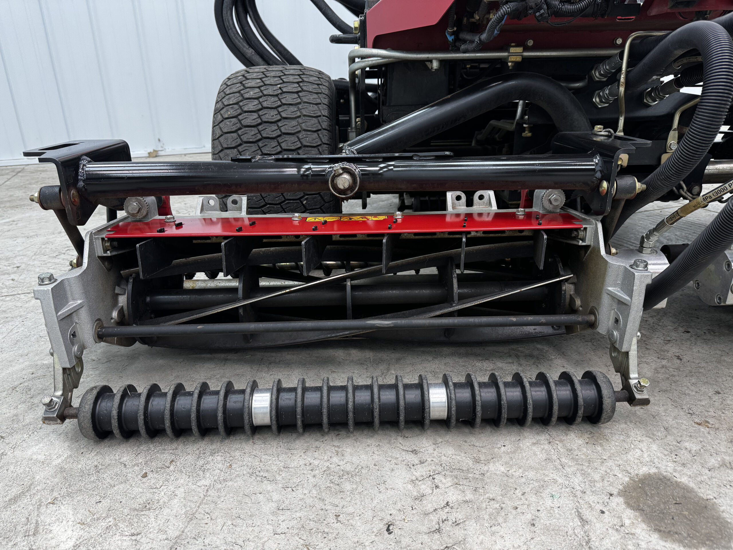 2018 Toro Reelmaster 3100 Diesel 3WD Sidewinder Triplex Mower - Image 7