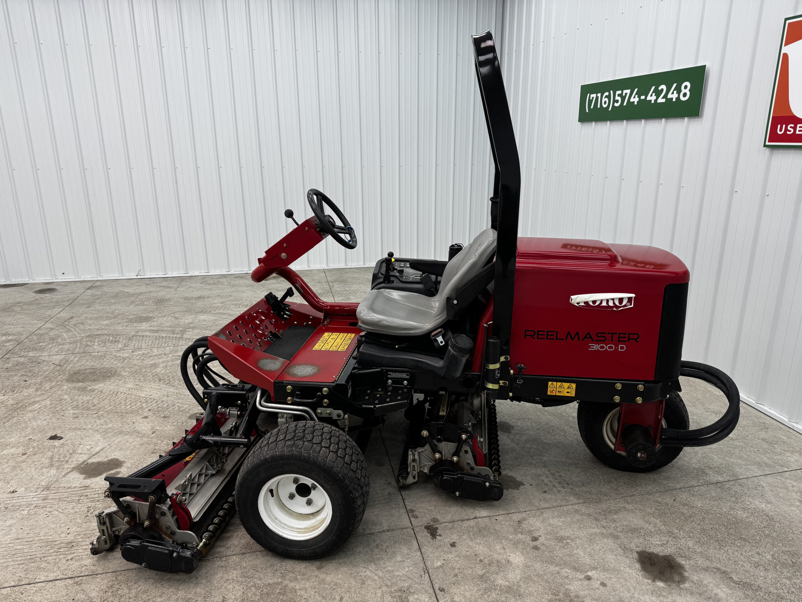 2018 Toro Reelmaster 3100 Diesel 3WD Sidewinder Triplex Mower - Image 4