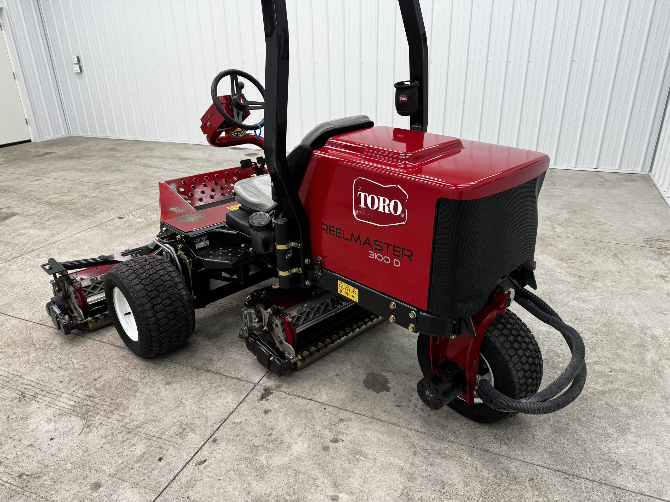 2018 Toro Reelmaster 3100 Diesel 3WD Sidewinder Triplex Mower - Image 5