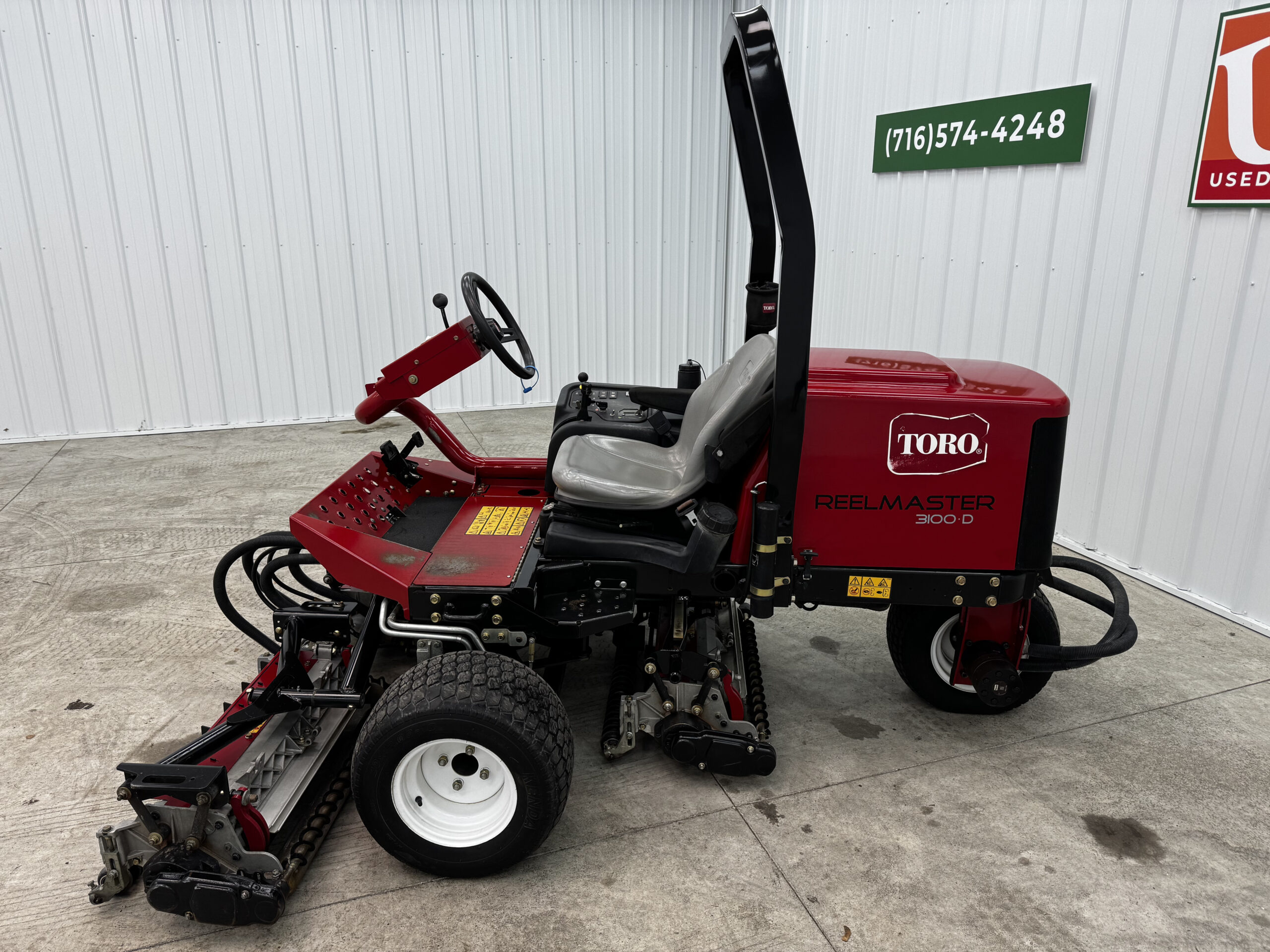 2018 Toro Reelmaster 3100 Diesel 3WD Sidewinder Triplex Mower - Image 4