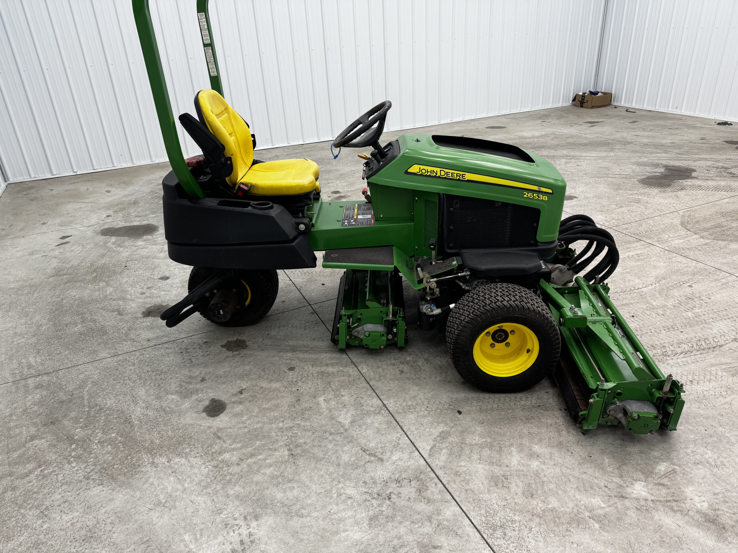2010 2653B Trim Slope Surrounds Reel Mower - John Deere - Image 8