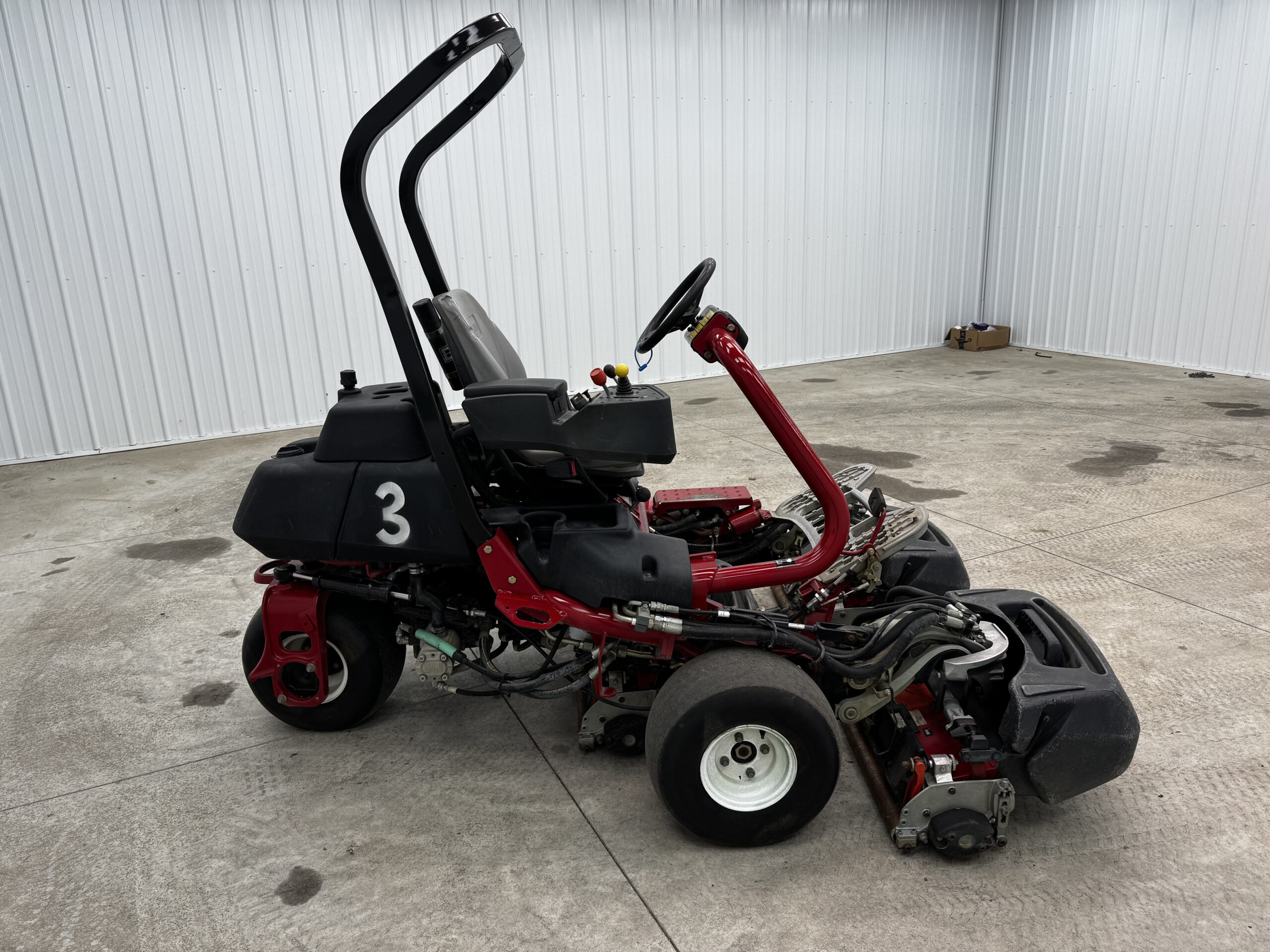 2013 Greensmaster TriFlex 3300 Greens Mower - Toro - Image 4