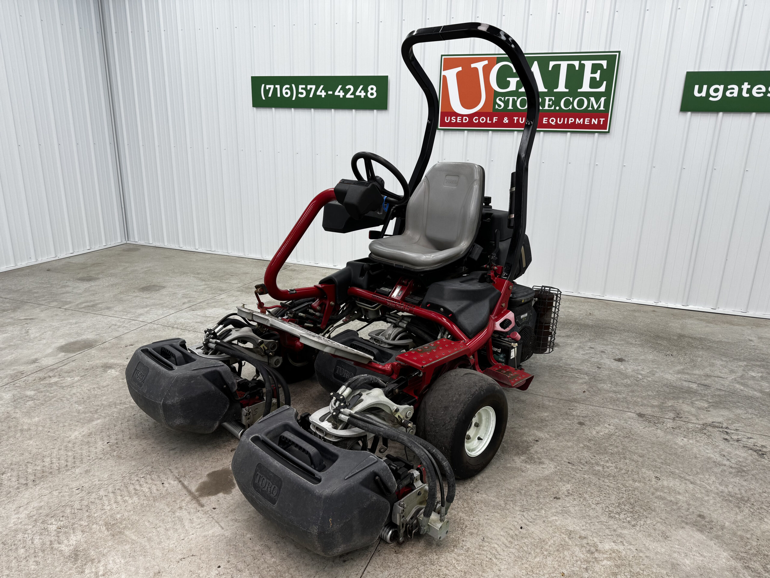 2013 Greensmaster TriFlex 3300 Greens Mower - Toro - Image 2