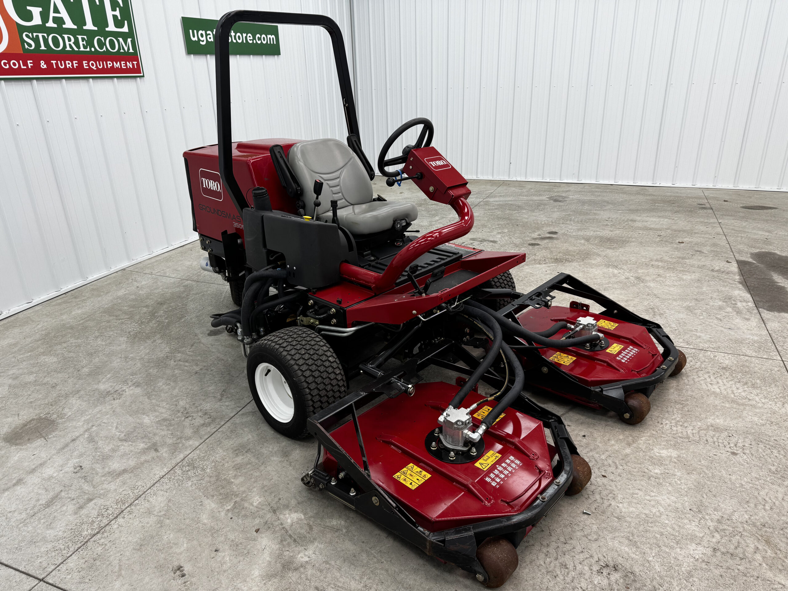 2015 Groundsmaster 3505 Diesel Contouring Rotary Mower - Toro - Image 4
