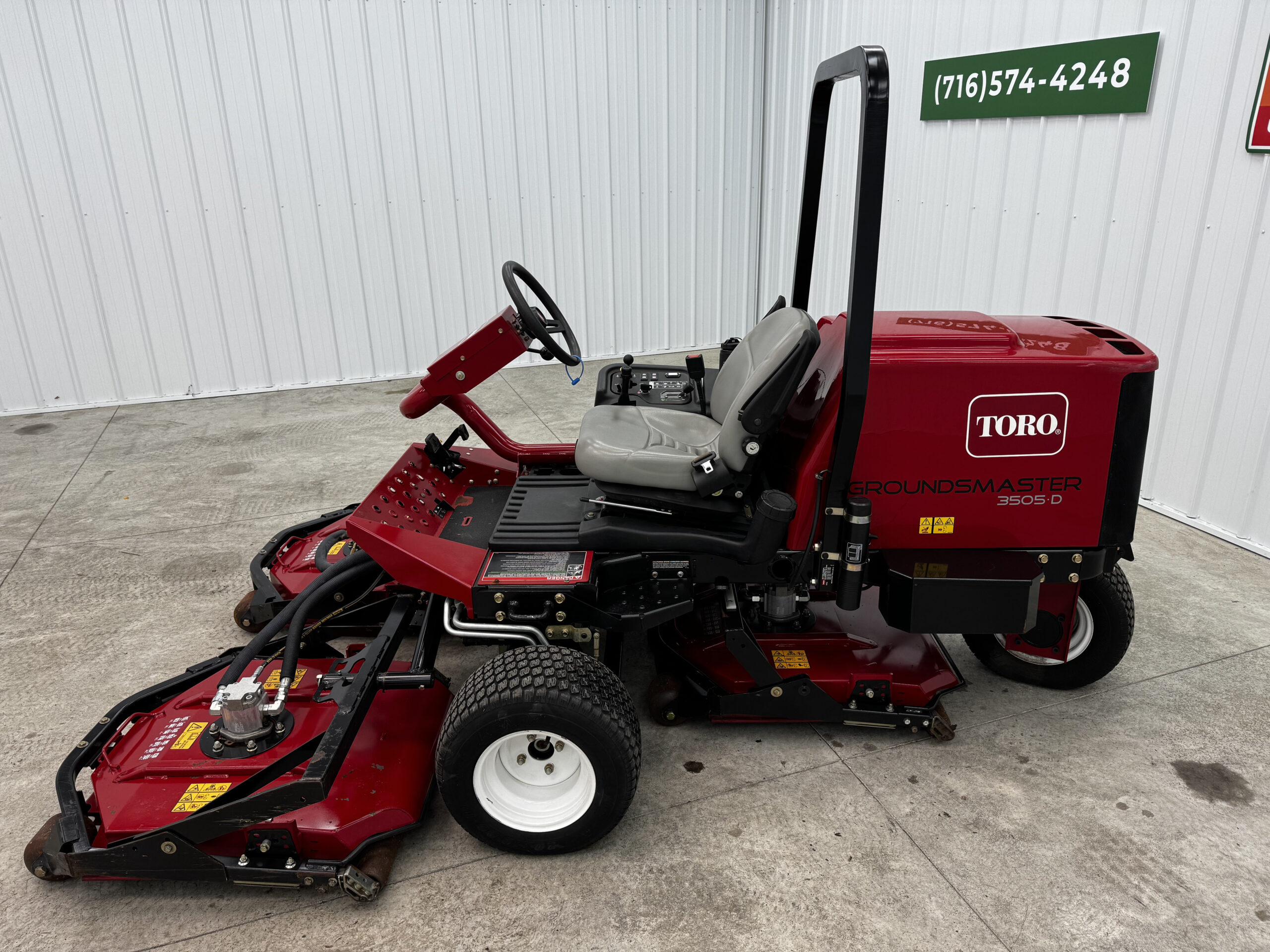 2015 Groundsmaster 3505 Diesel Contouring Rotary Mower - Toro - Image 8