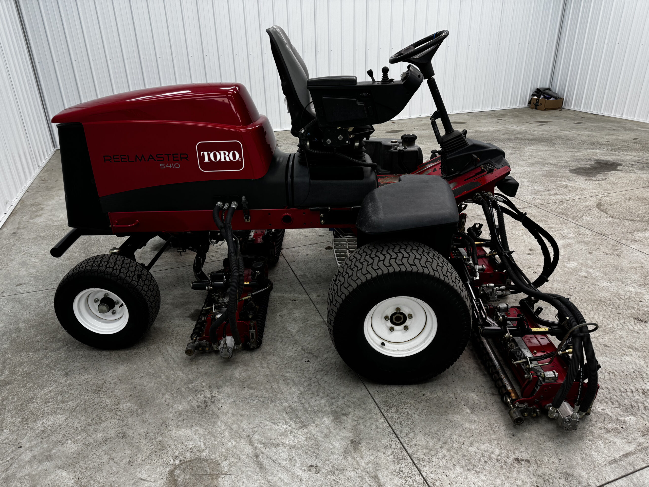 2012 Reelmaster 5410 Diesel 2WD Fairway Reel Mower - Toro - Image 9