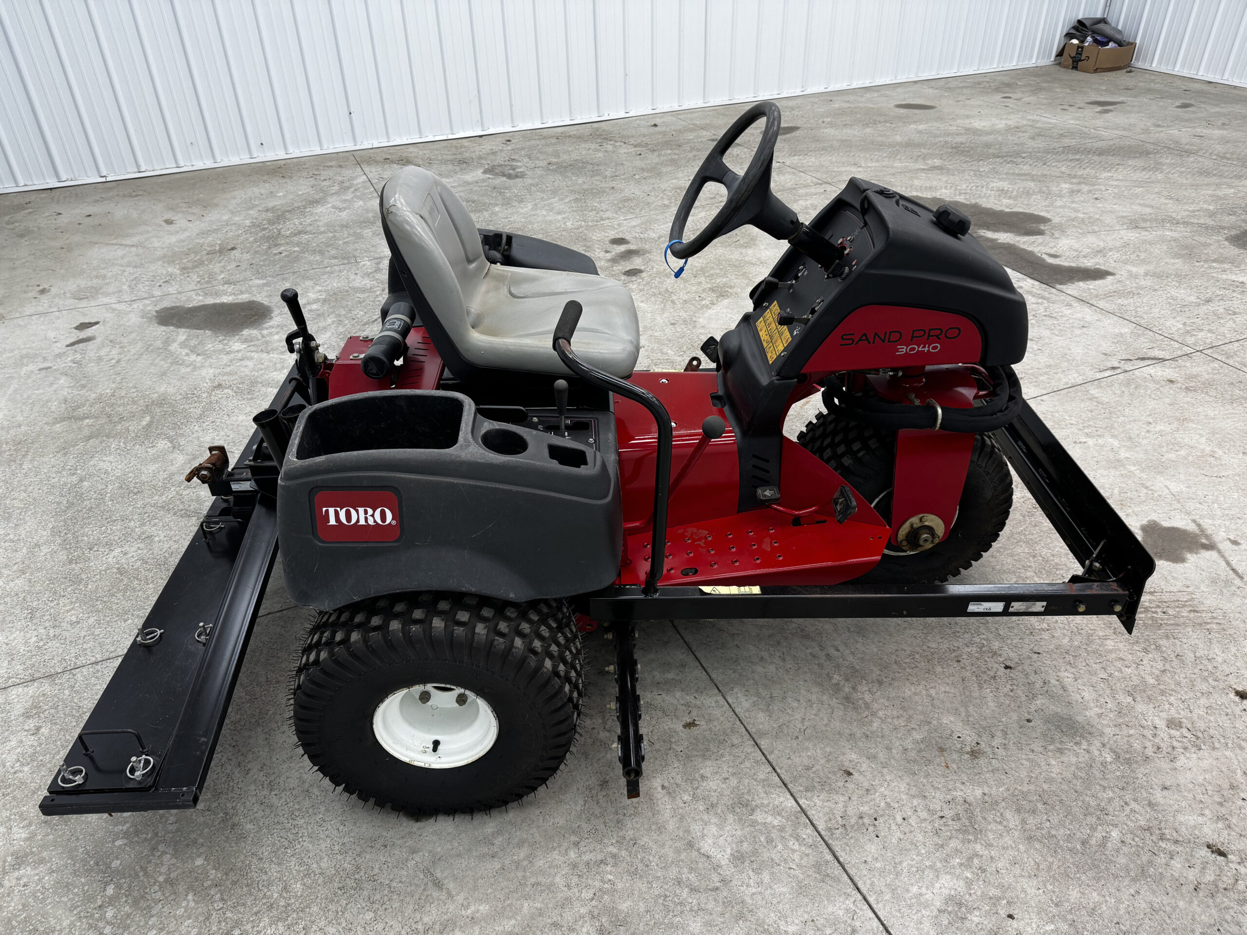 2012 Sand Pro 3040 3WD Field and Bunker Rake - Toro - Image 5
