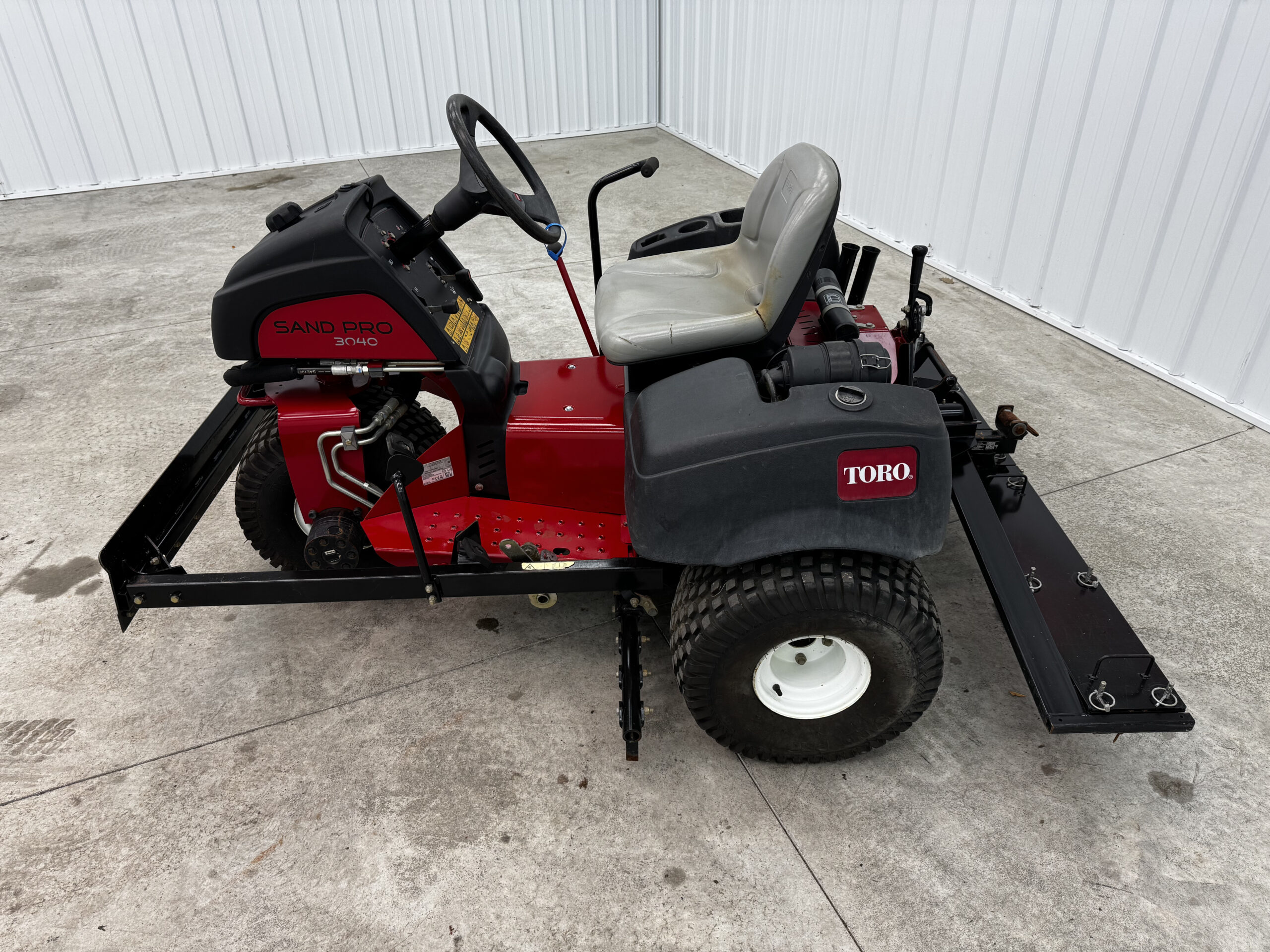 2012 Sand Pro 3040 3WD Field and Bunker Rake - Toro - Image 7