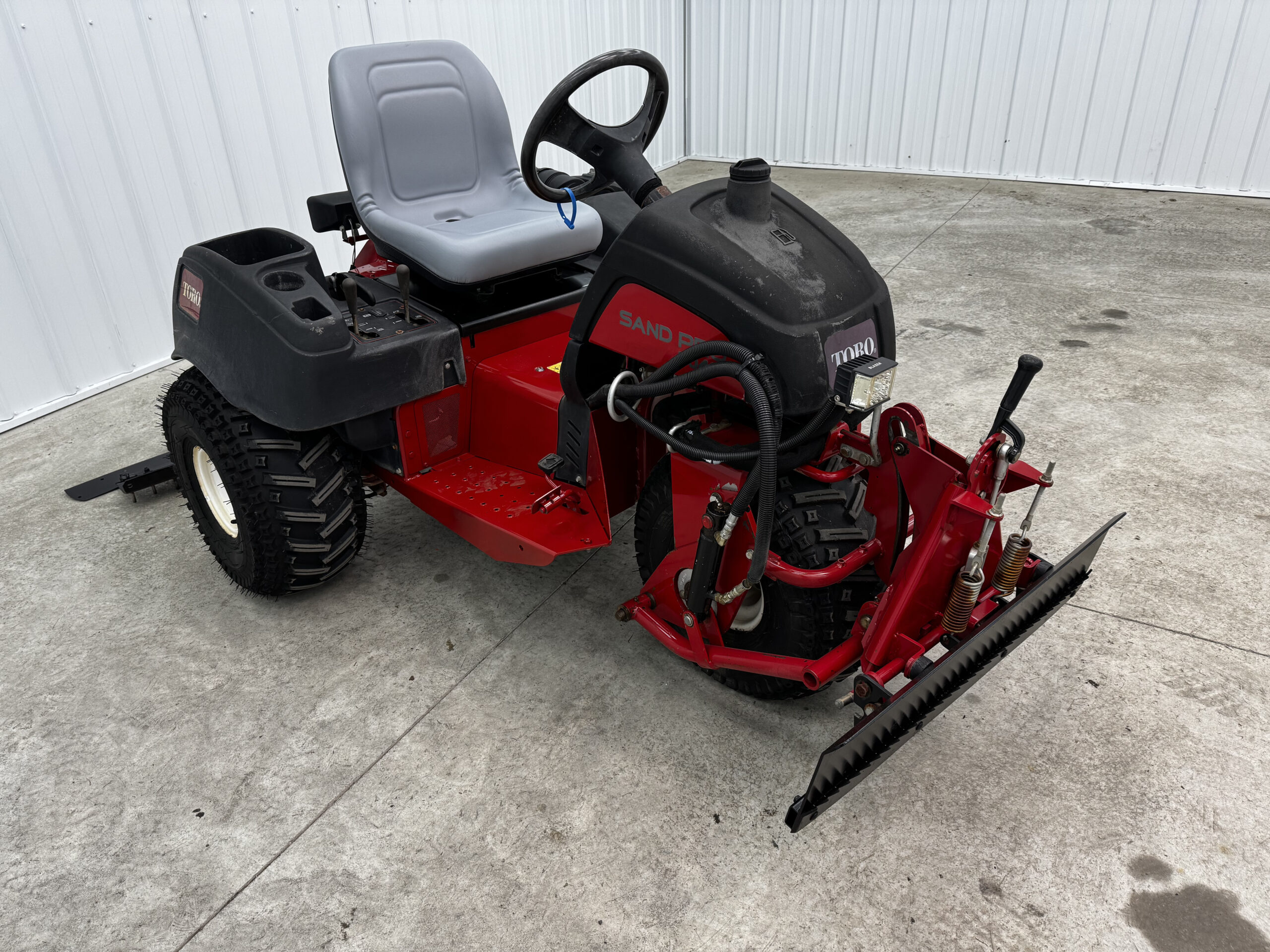 2007 Sand Pro 5040 3WD Field and Bunker Rake - Toro - Image 3