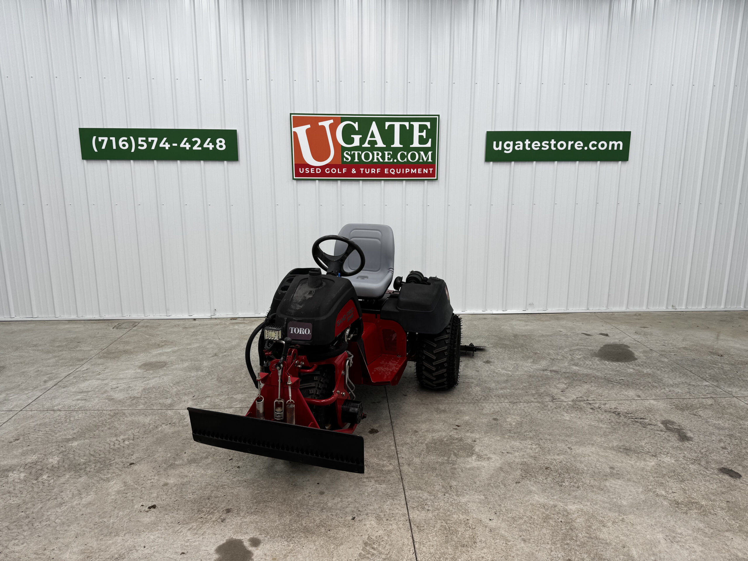 2007 Sand Pro 5040 3WD Field and Bunker Rake - Toro