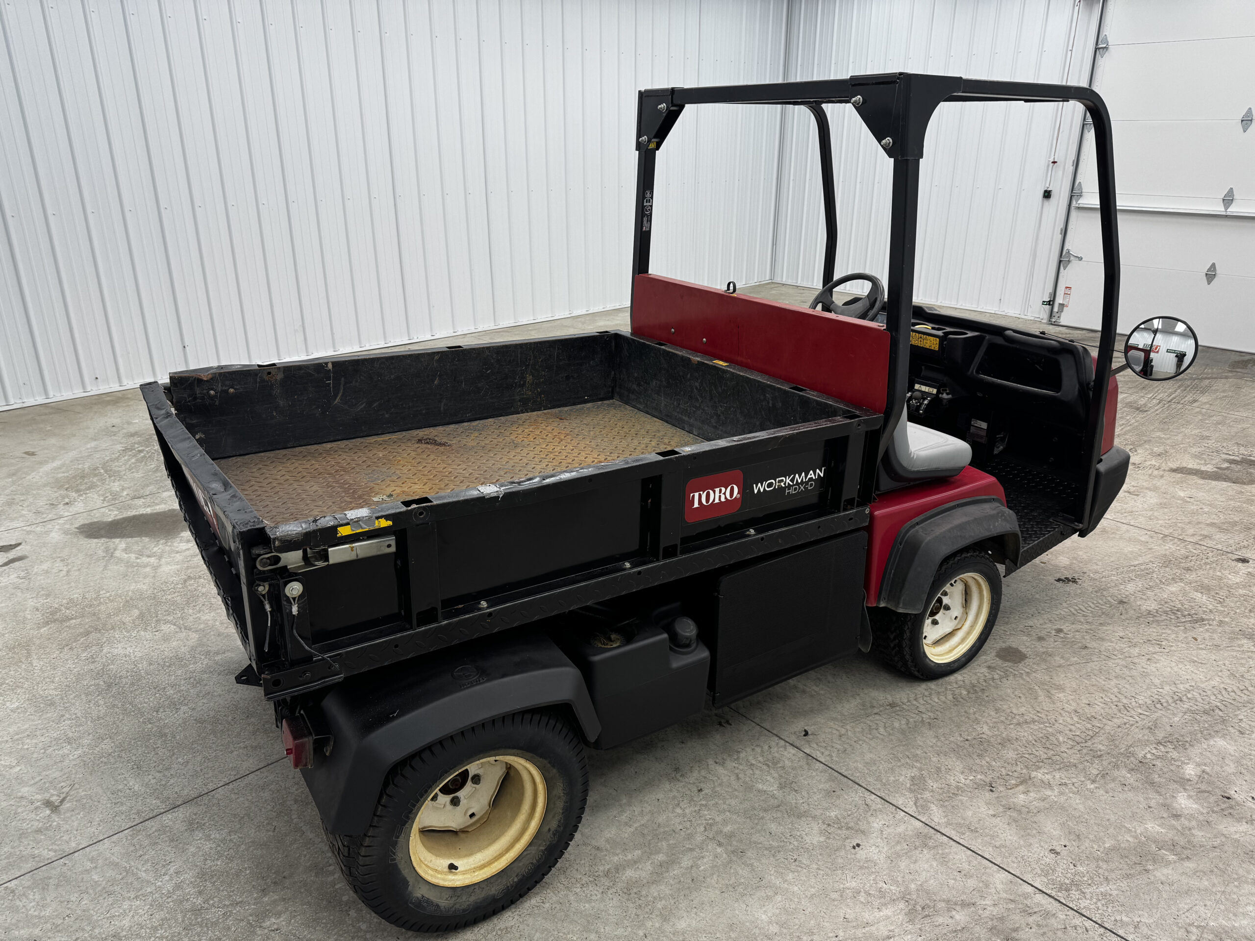 Toro Workman HDX Gas 2WD Utility Vehicle with PTO for Implements - Image 5