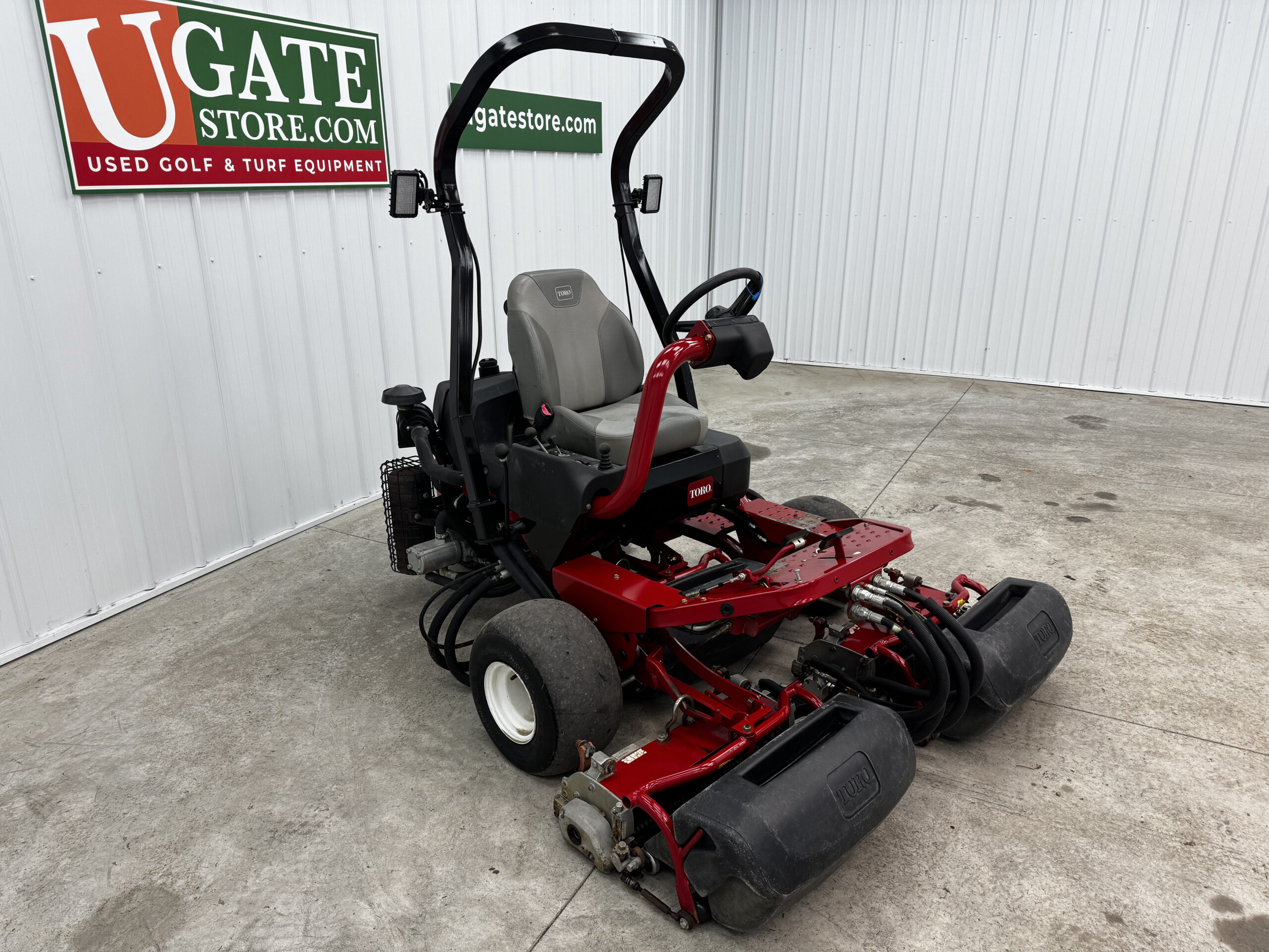 Toro Greensmaster 3250 Diesel 3WD Greensmower - Image 2