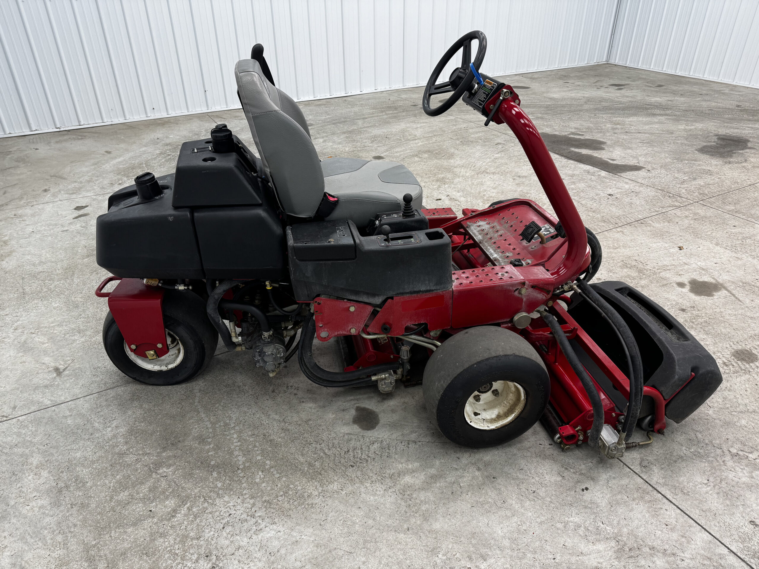 Toro Greensmaster 3150 Greens Mower - Image 4