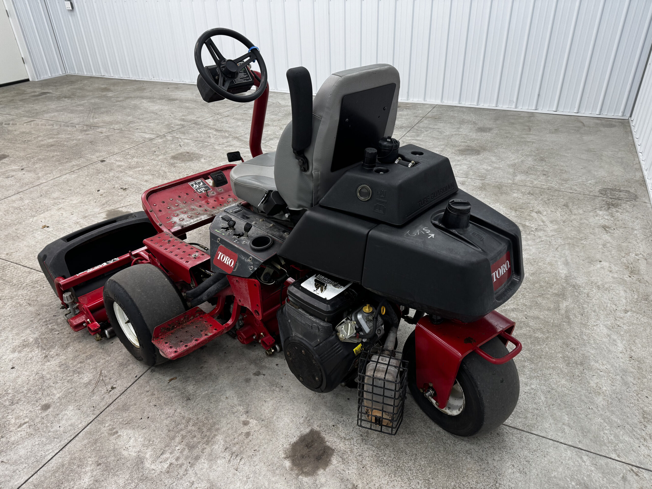 Toro Greensmaster 3150 Greens Mower - Image 5