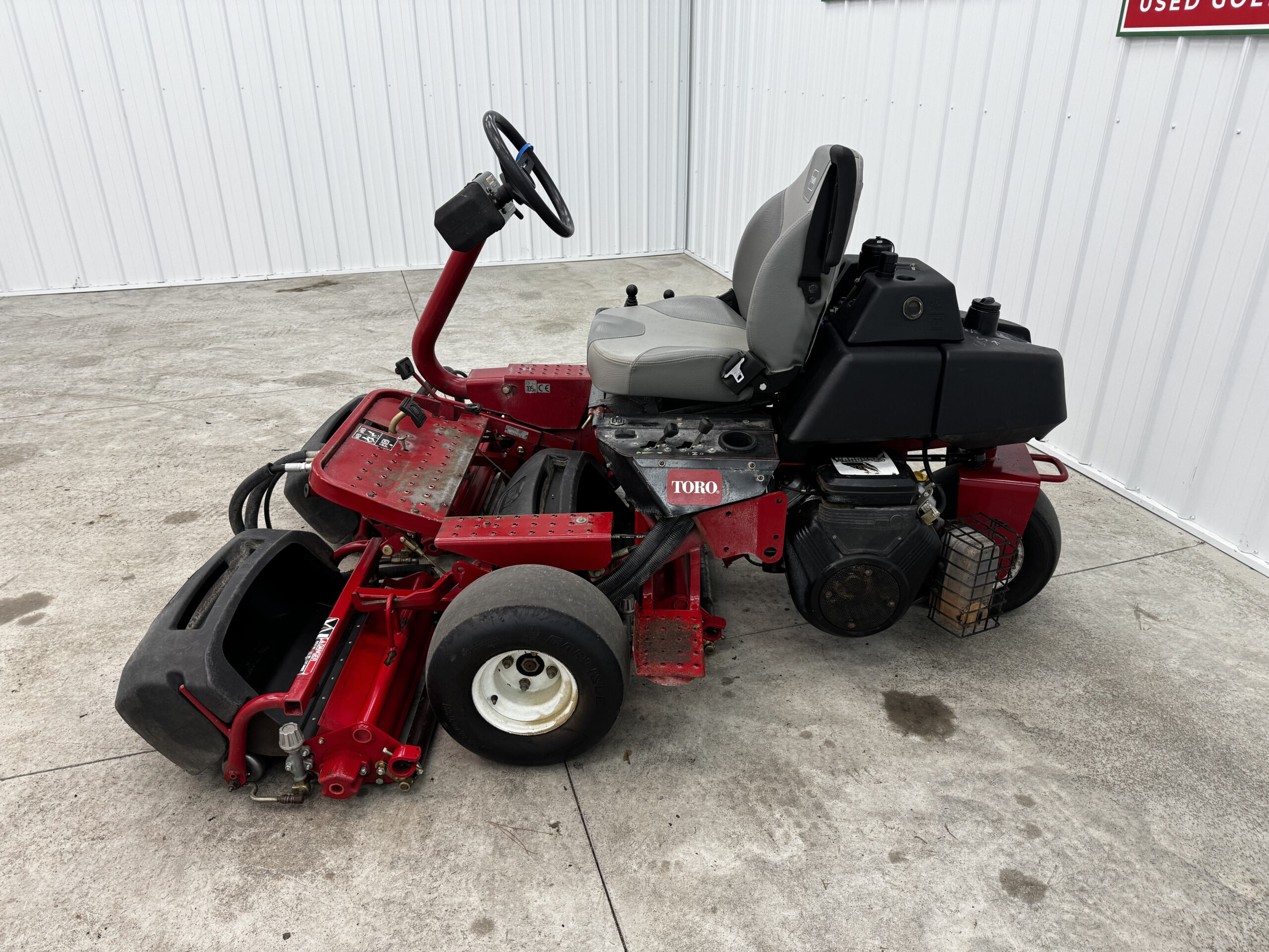 Toro Greensmaster 3150 Greens Mower - Image 3