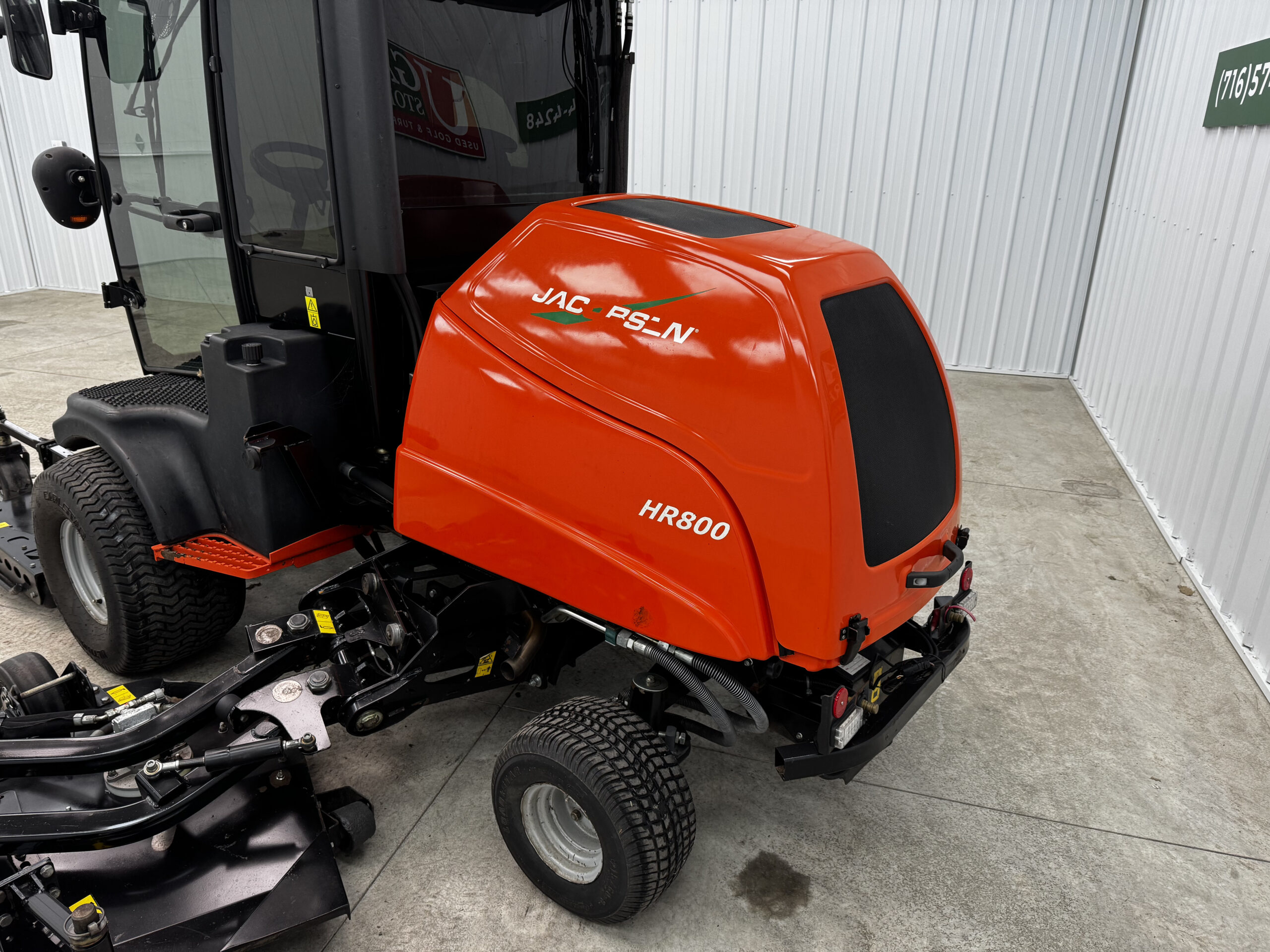 Jacobsen HR800 Diesel 4WD Climate Controlled Cab Wide Area Mower - Image 9