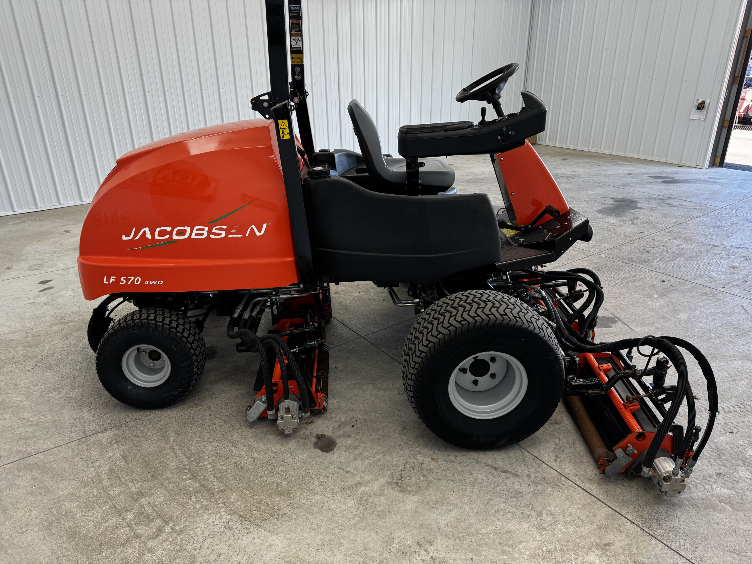 2016 LF 550 Diesel 4WD Fairway Mower - Jacobsen - Image 4