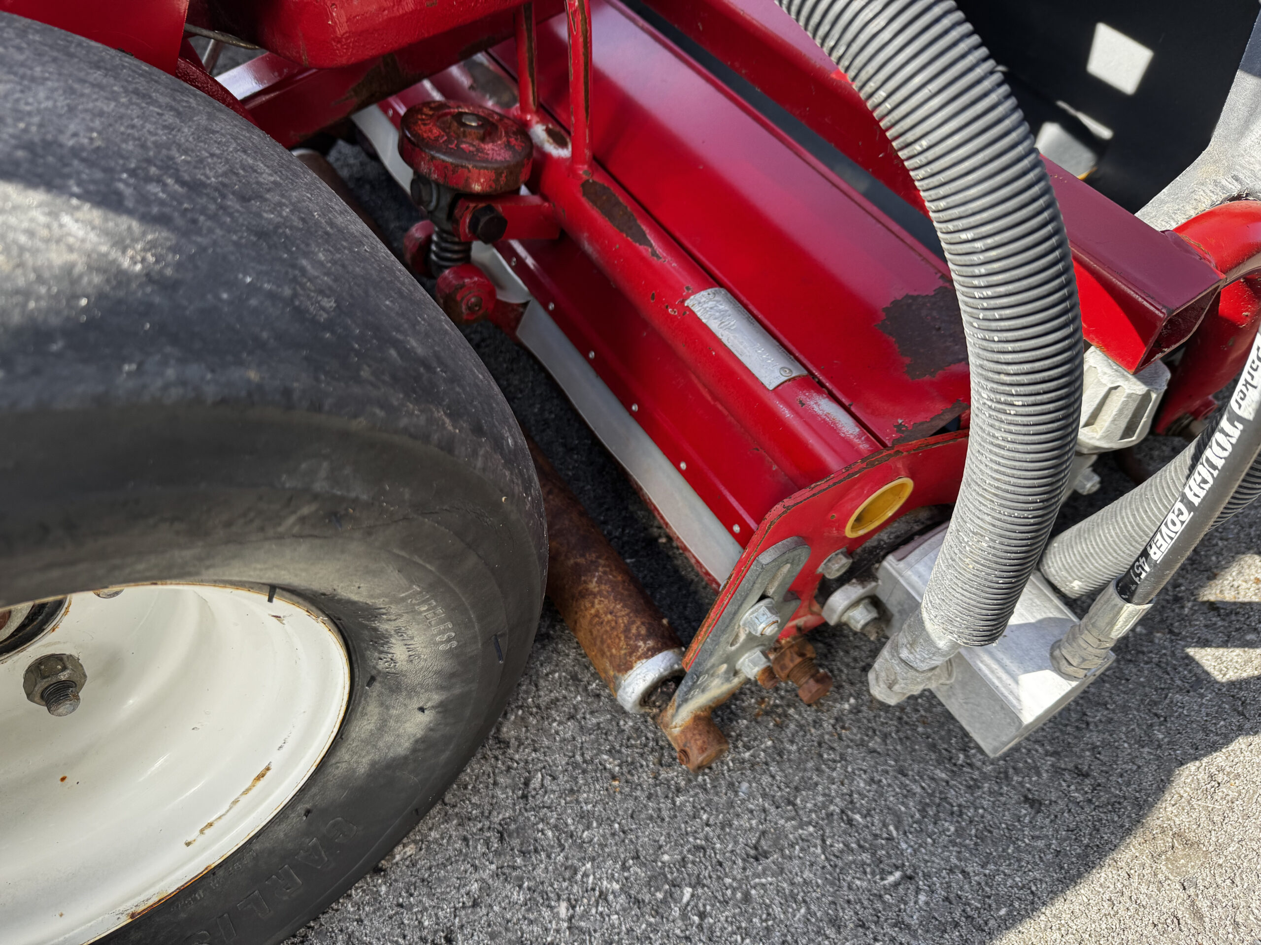 2008 Greensmaster 3150 Gas 2WD Greens Mower - Toro - Image 3