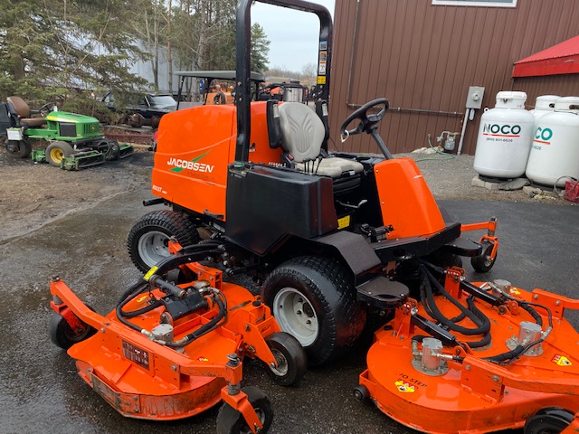 2014 R311T Diesel 4WD Wide Area Mower - Jacobsen