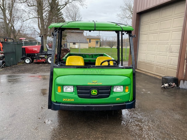 Pro Gator 2020A Gas 2WD Utility Vehicle - John Deere - Image 3