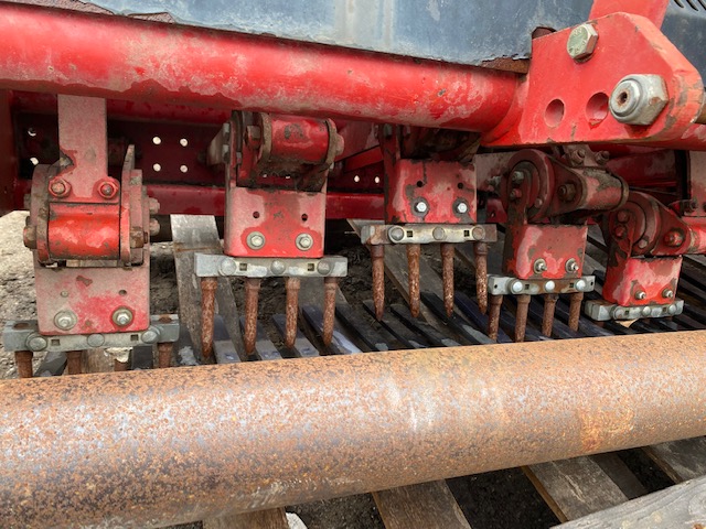 Verti-Core 1700 Tractor Driven Aerator - redexim - Image 4