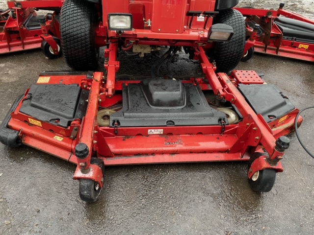 2012 Groundsmaster 5900 Diesel 4WD Wide Area Mower - Toro - Image 3