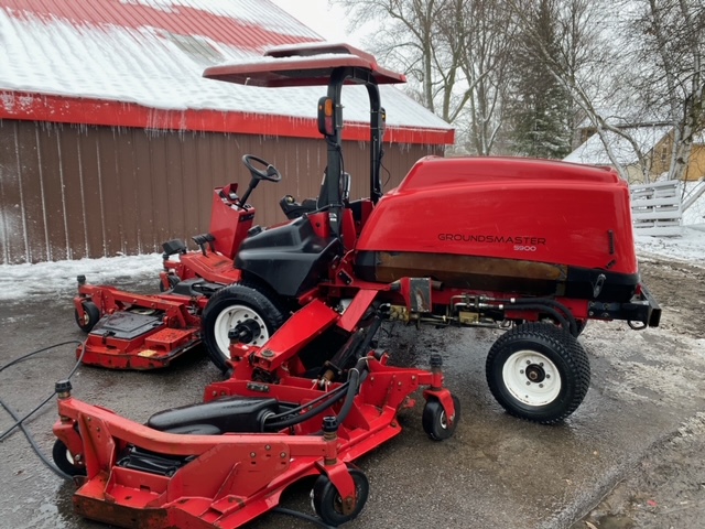 2012 Groundsmaster 5900 Diesel 4WD Wide Area Mower - Toro - Image 5
