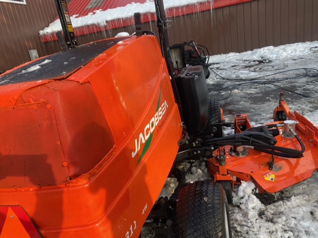 2015 R311T Diesel 4WD Wide Area Mower - Jacobsen - Image 3