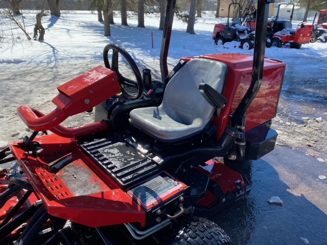 2010 Groundsmaster 3505 Diesel 2WD Contouring Rotary Mower - Toro - Image 6