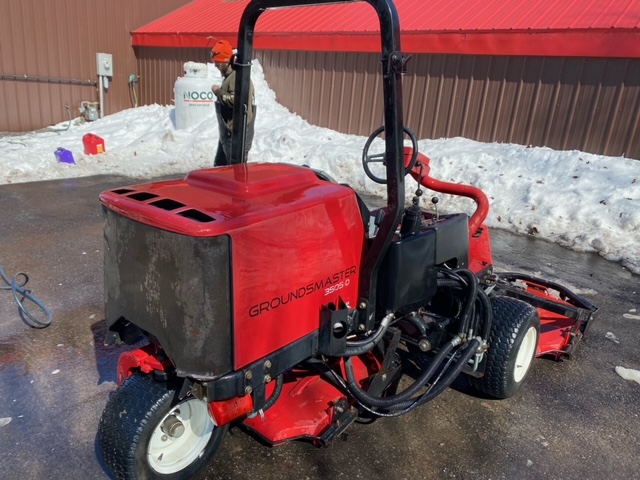 2010 Groundsmaster 3505 Diesel 2WD Contouring Rotary Mower - Toro - Image 7