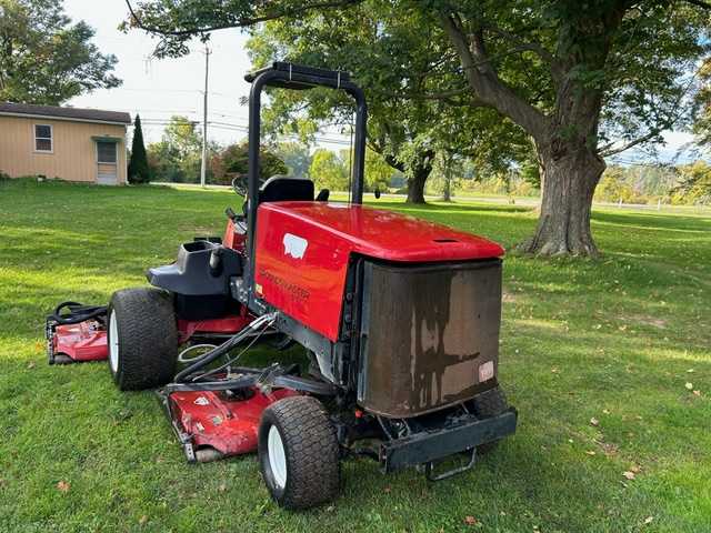 2006 Groundsmaster 4500 Diesel 4WD Contouring Mower - Toro - Image 4