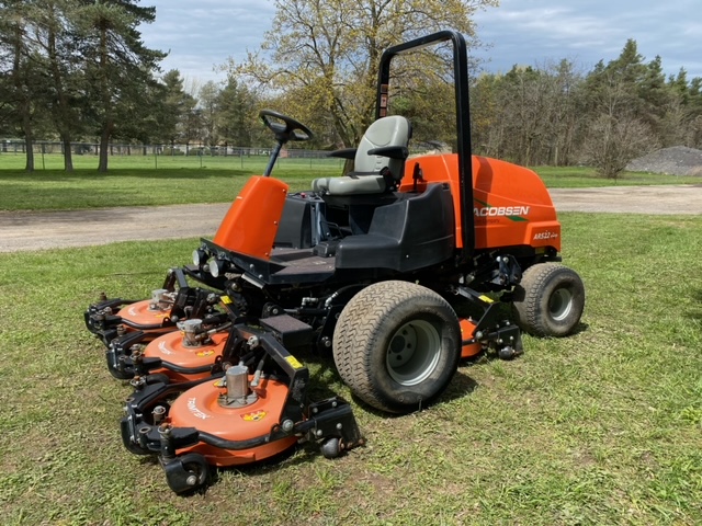 2014 AR522 Diesel 4WD Contouring Mower - Jacobsen