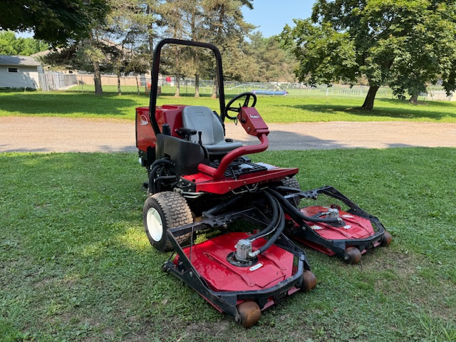 2009 Groundsmaster 3505 Diesel 2WD Contouring Rotary Mower - Toro