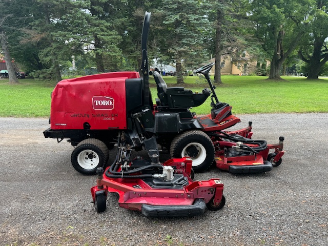 2017 Groundsmaster 4000 Diesel 4WD Wide Area Mower - Toro - Image 5