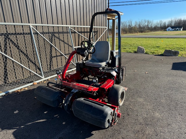 2012 Greensmaster 3150 Gas 2WD Greens Mower - Toro