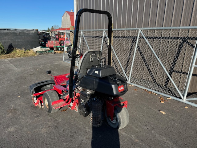 2012 Greensmaster 3150 Gas 2WD Greens Mower - Toro - Image 3