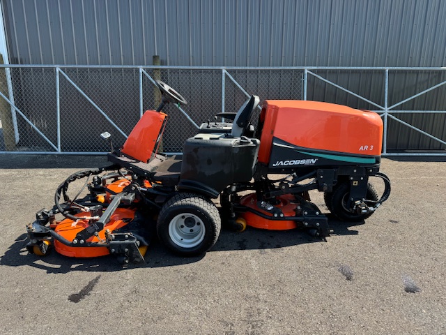 2016 AR-3 Diesel 3WD Rotary Trim Mower - Jacobsen - Image 2