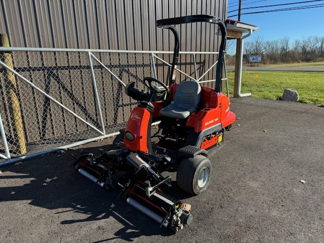 Eclipse 322 Hydraulic-Free 2WD Gas Riding Greens Mower - Jacobsen