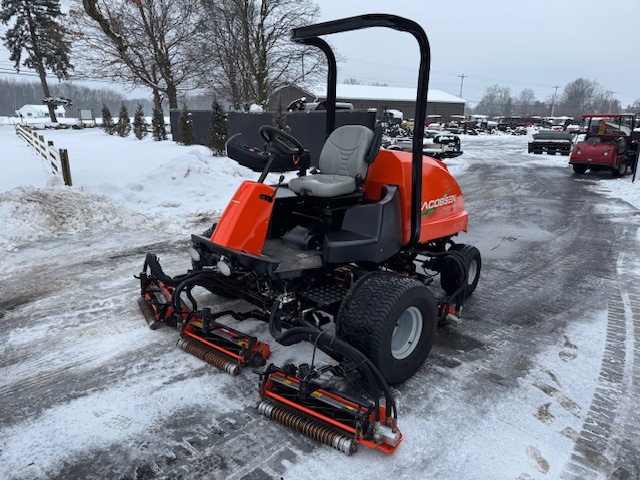 2014 LF 550 Diesel 4WD Fairway Mower - Jacobsen