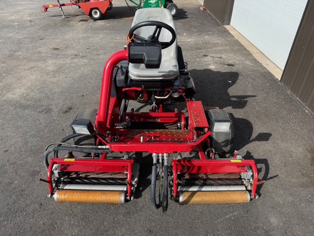 2010 Greensmaster 3150 Gas 2WD Greensmower - Toro - Image 4