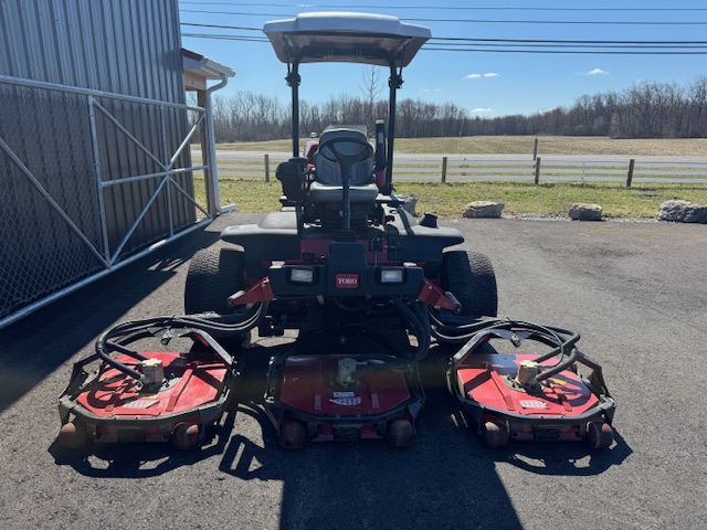 2013 Groundsmaster 4500 Diesel 4WD Contouring Mower - Toro - Image 2