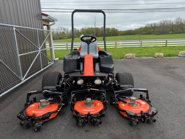 2018 AR522 Diesel 4WD Contouring Mower - Jacobsen - Image 2