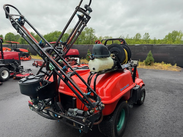 2016 Spray Star 3180 Diesel Turf and Field Sprayer - smithco - Image 5