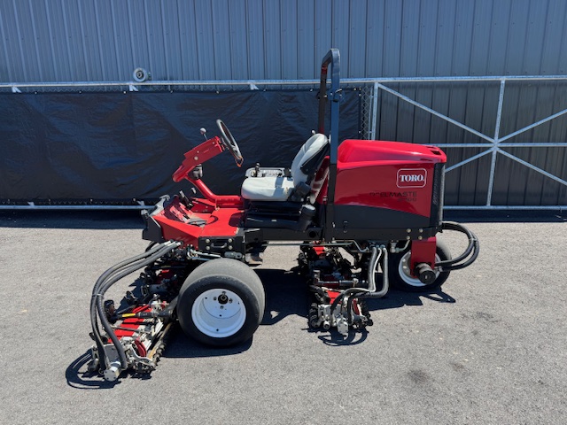 2016 Reelmaster 3550 Diesel 3WD Reel Mower - Toro - Image 3